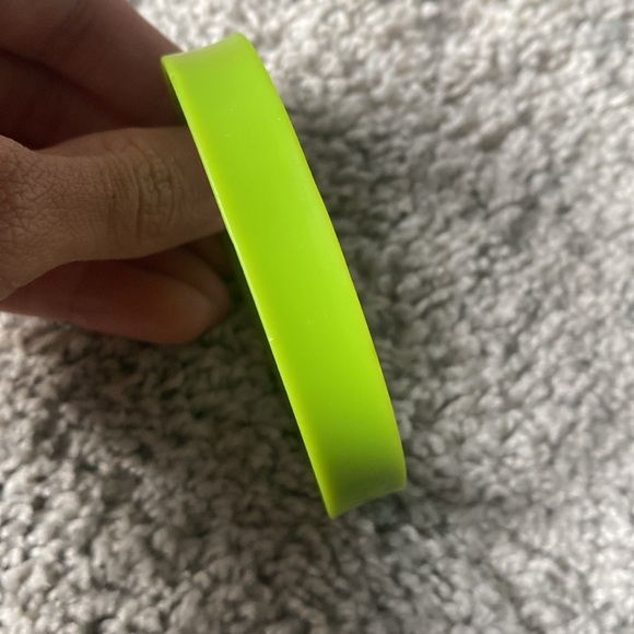 Bright green “Commitment to Graduate” silicone bracelet - Picture 8 of 15